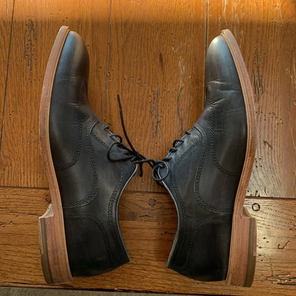Johnston & Murphy classic wingtip